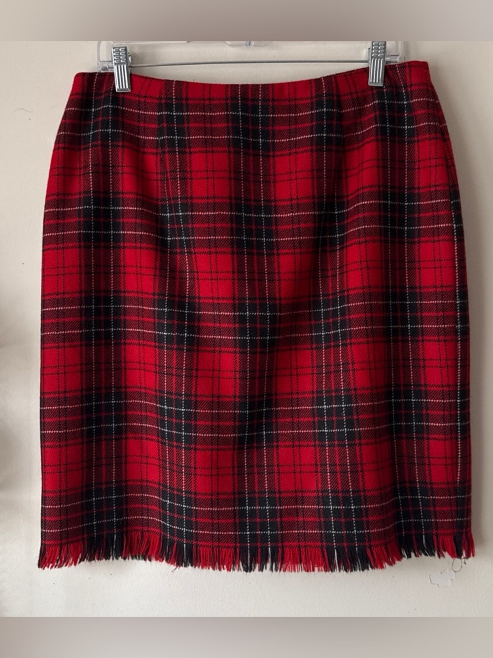 Rafaella Vintage 90s Red Tartan Plaid Worsted Wool Fringe Hem Wrap Skirt Size 16 - Picture 3 of 16